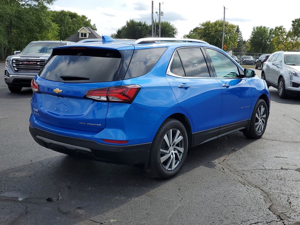 2024 Chevrolet Equinox Premier photo 2
