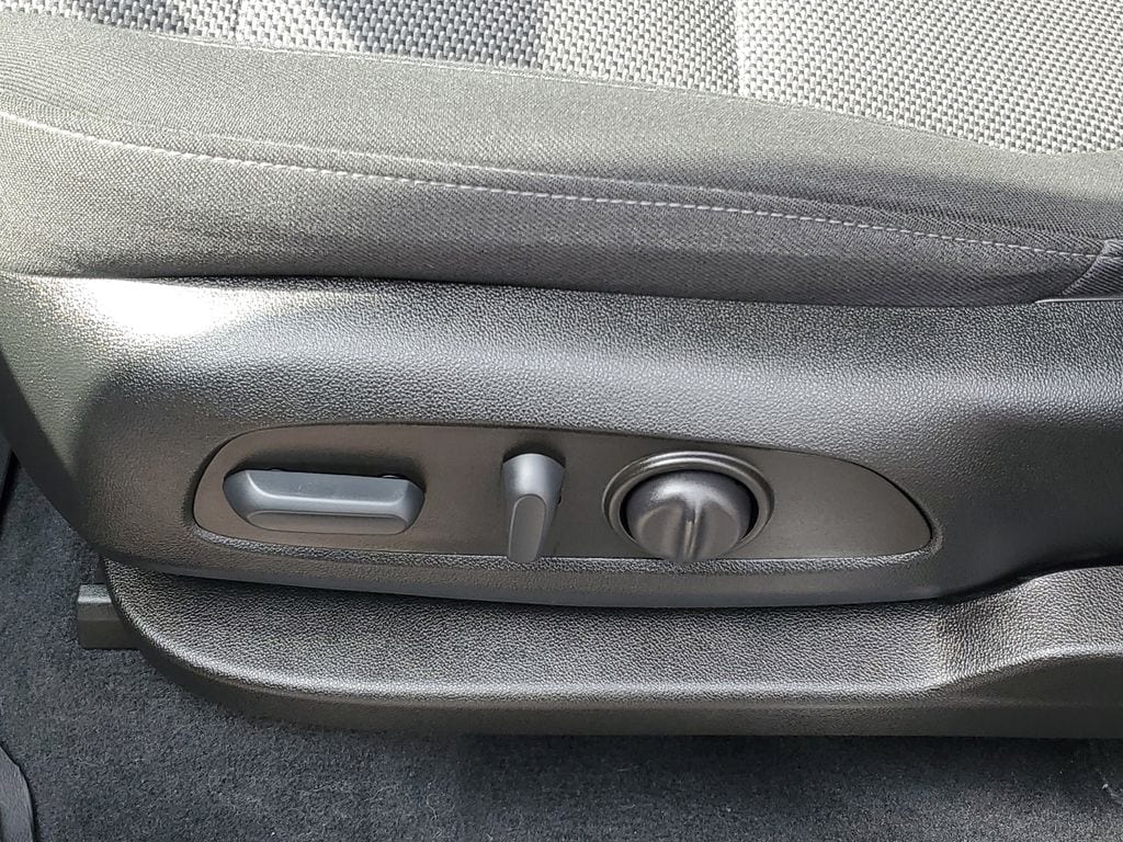 2023 Chevrolet Traverse 1LT - Photo 6