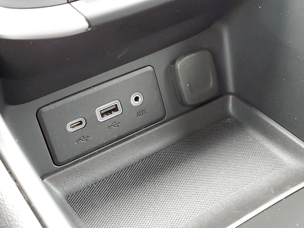 2023 GMC Terrain SLE - Photo 22