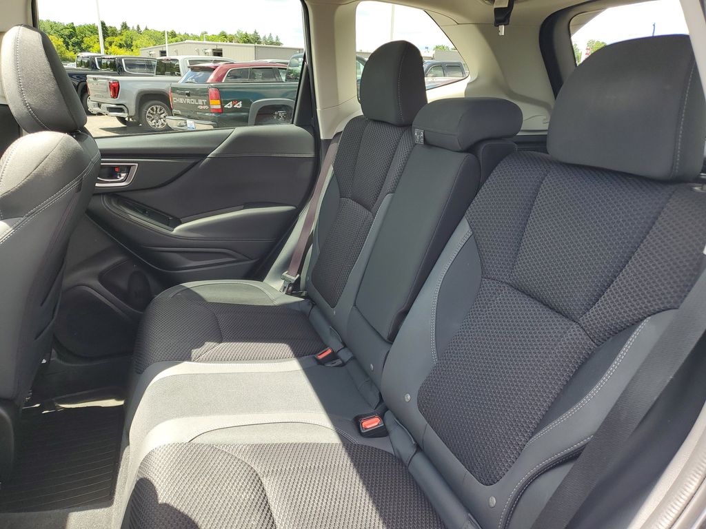 2022 Subaru Forester Premium - Photo 27