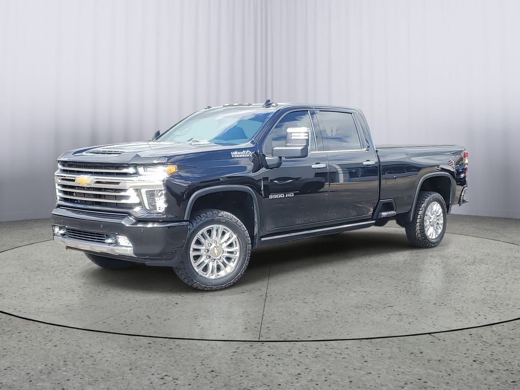 2022 Chevrolet Silverado 3500HD High Country's photo