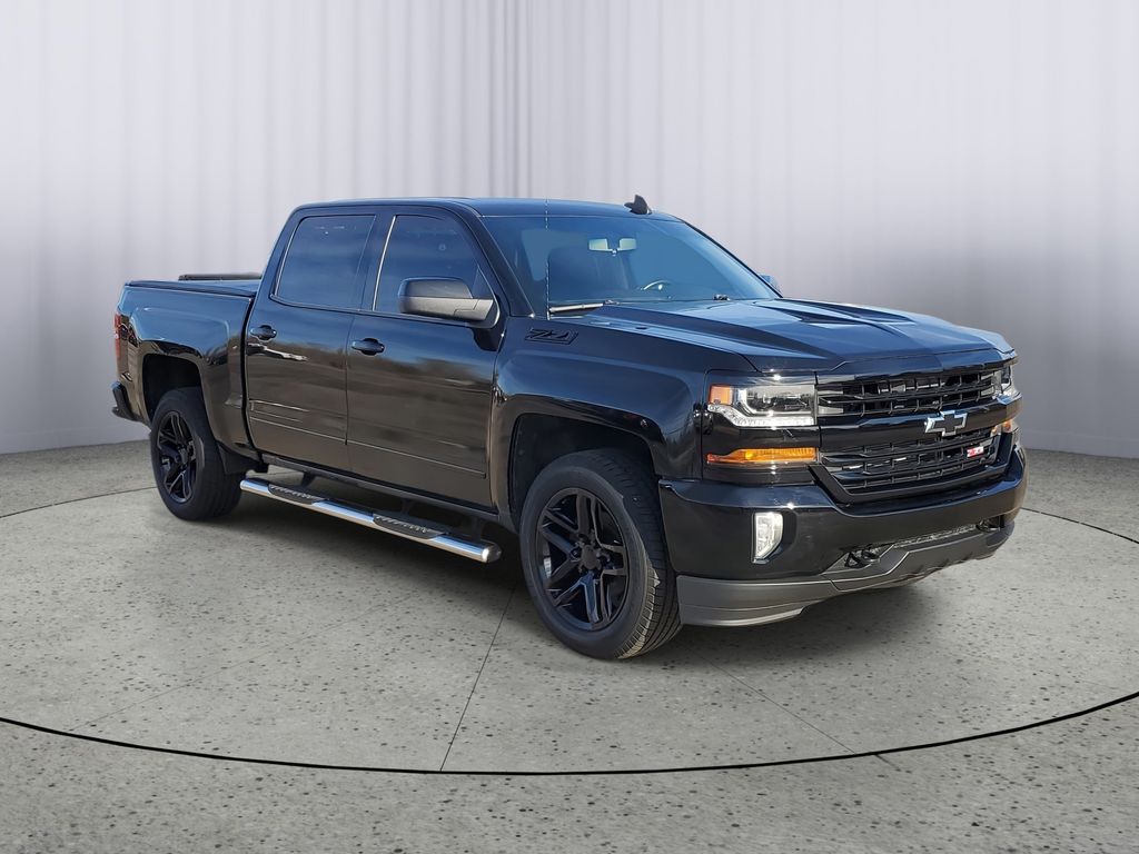 Used 2016 Chevrolet Silverado 1500 LT with VIN 3GCUKREC2GG318968 for sale in Owosso, MI