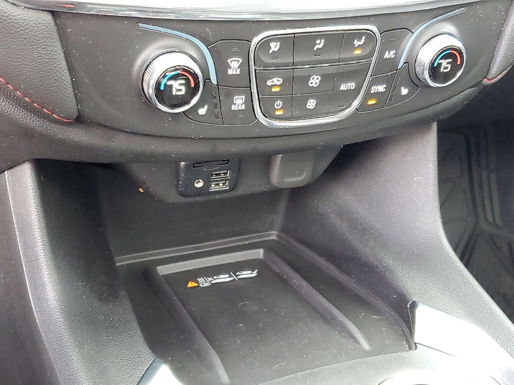 2023 Chevrolet Traverse RS - Photo 21