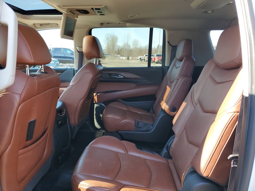 2016 CADILLAC Escalade ESV SUV 