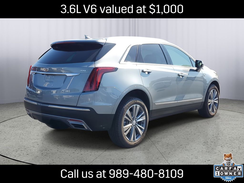 2025 Cadillac XT5 Premium Luxury photo 3