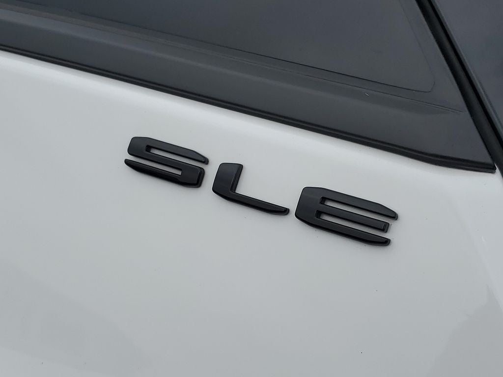 2023 GMC Terrain SLE - Photo 38