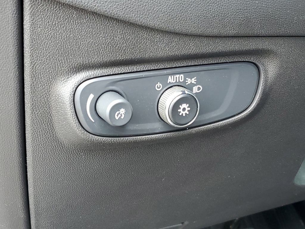 2024 Chevrolet Equinox LT - Photo 9