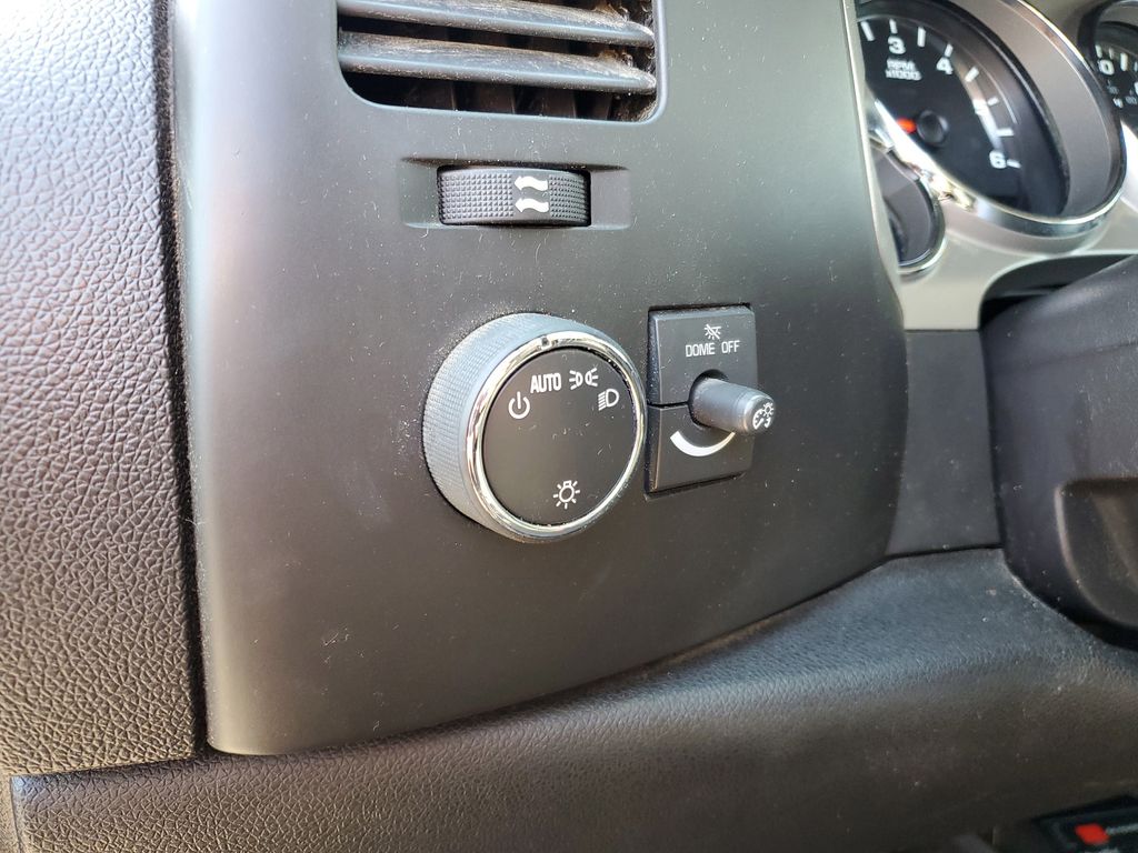 2014 Chevrolet Silverado 2500HD LT - Photo 7