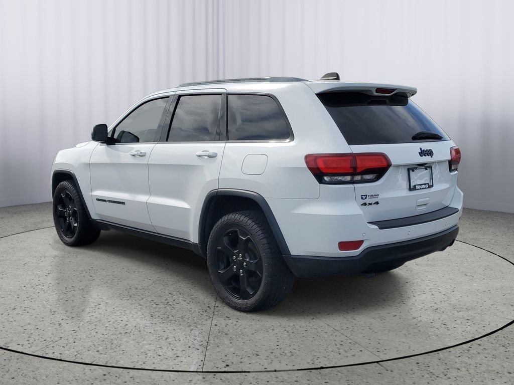 Used 2018 Jeep Grand Cherokee Laredo SUV