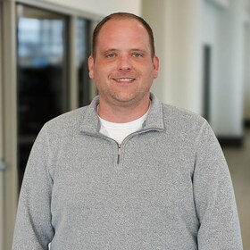 Staff member Derek Carter from ID_141aaac165fc