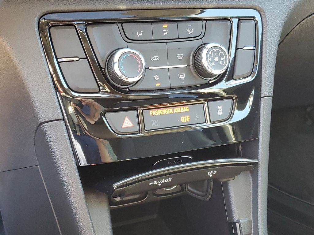 2019 Buick Encore Sport Touring - Photo 19