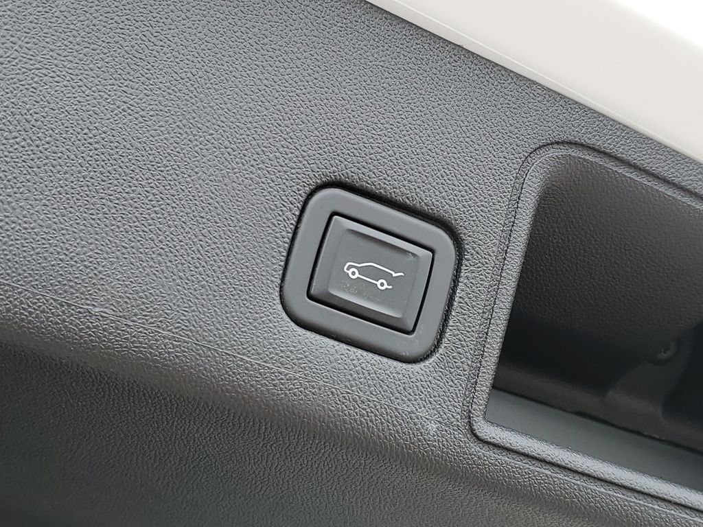 2023 GMC Terrain SLE - Photo 36