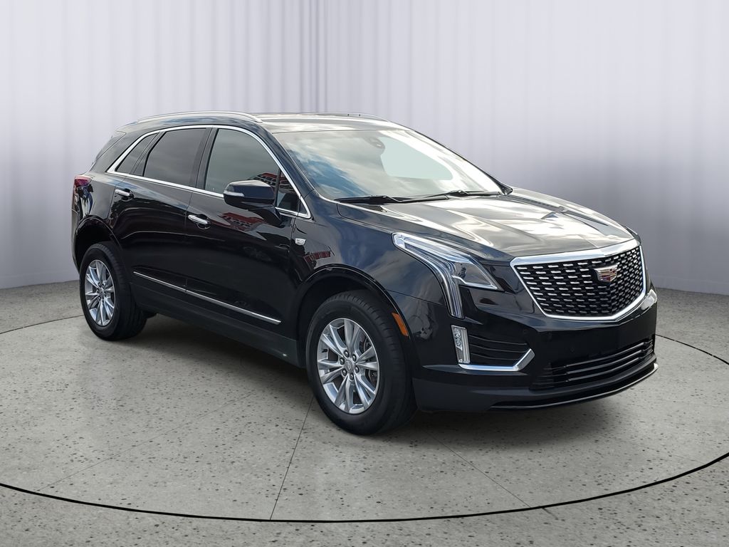 2024 Cadillac XT5 Luxury photo 2
