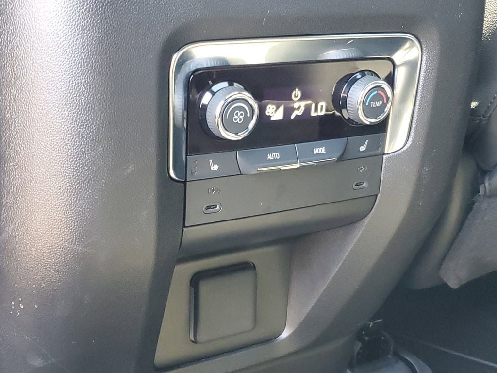 2025 Chevrolet Tahoe Z71 - Photo 31