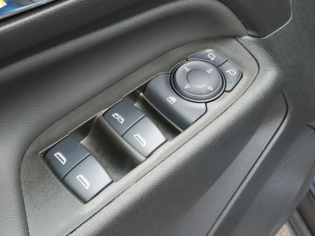 2024 Chevrolet Equinox LT - Photo 22