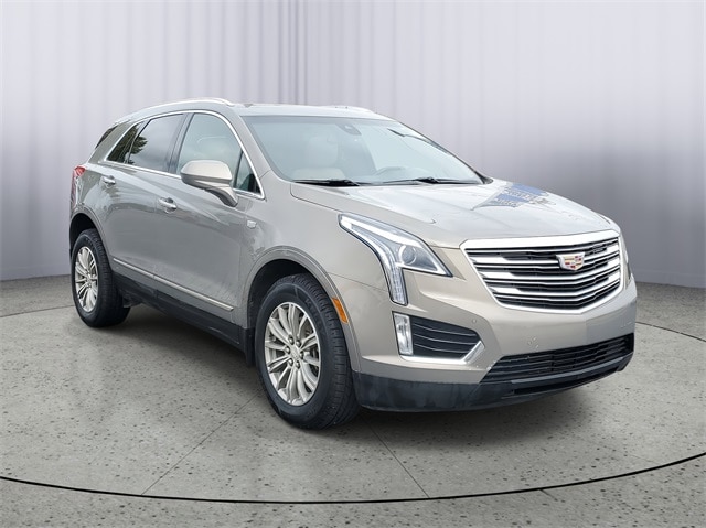 Used 2019 Cadillac XT5 Luxury with VIN 1GYKNDRSXKZ191683 for sale in Owosso, MI