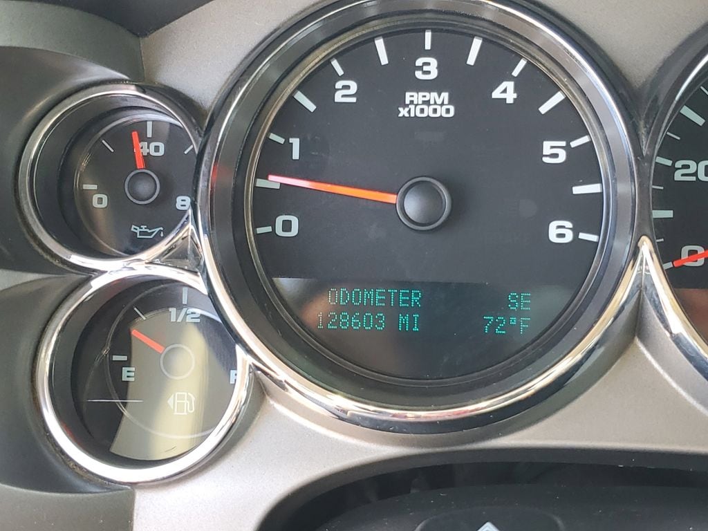 2014 Chevrolet Silverado 2500HD LT - Photo 9