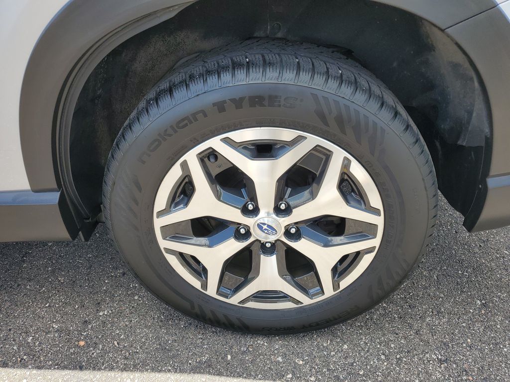 2022 Subaru Forester Premium - Photo 32