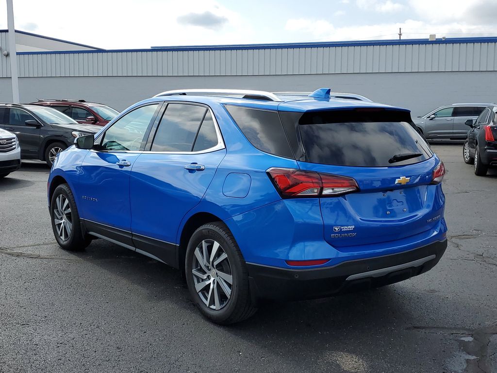 2024 Chevrolet Equinox Premier photo 3