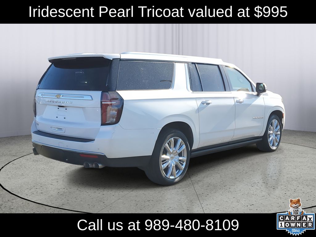 2023 Chevrolet Suburban High Country photo 3