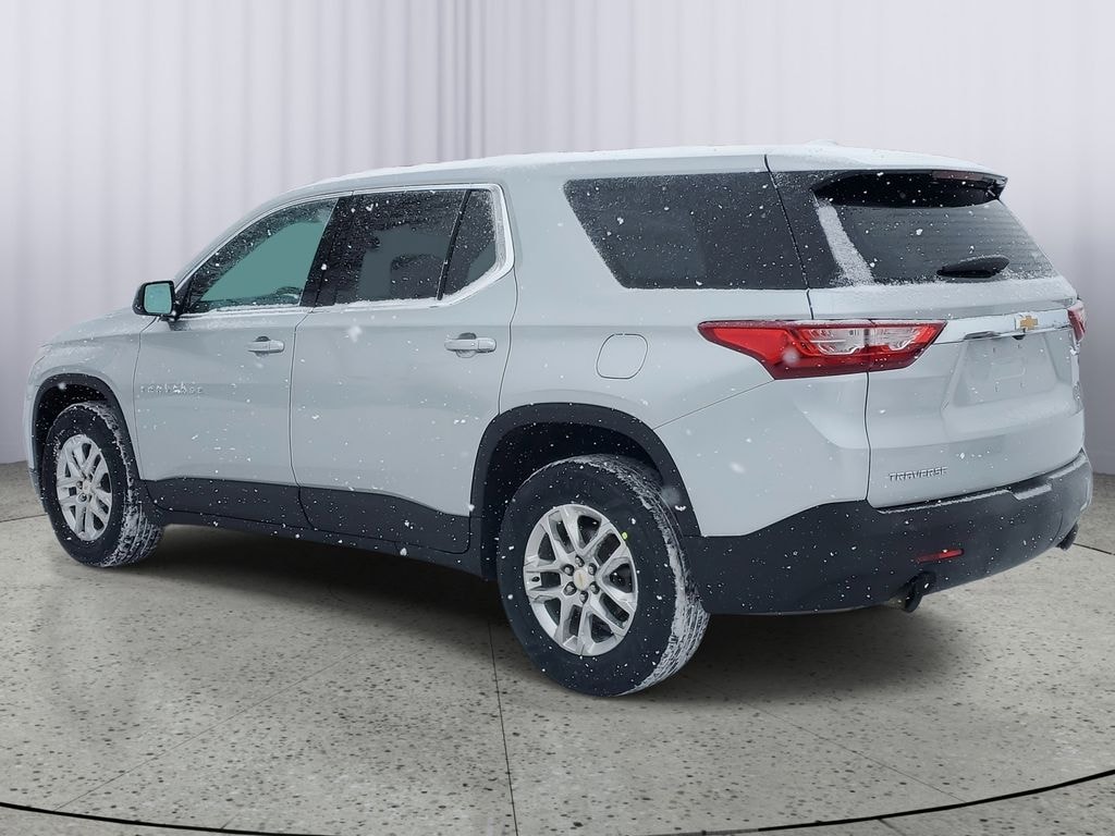 Used 2021 Chevrolet Traverse LS SUV
