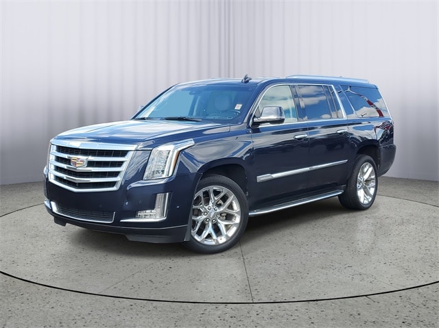 2018 Cadillac Escalade Luxury