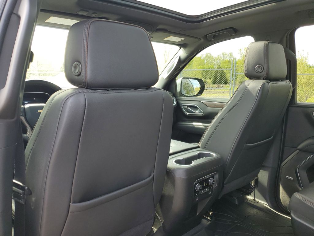 2023 Chevrolet Suburban High Country - Photo 32