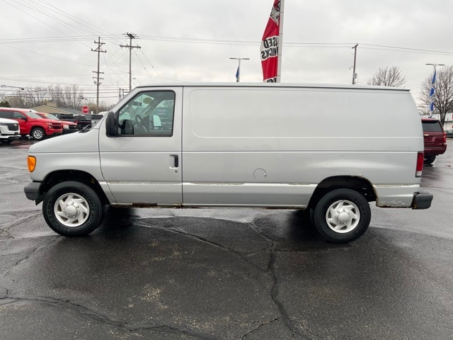 Used 2007 Ford Econoline Van Commercial with VIN 1FTNE24W97DA69001 for sale in Owosso, MI