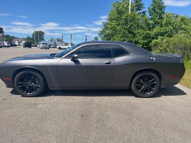 Used 2017 Dodge Challenger SXT Plus with VIN 2C3CDZAGXHH527637 for sale in Owosso, MI