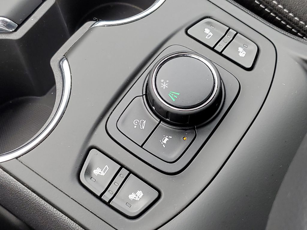 2023 GMC Terrain SLE - Photo 24