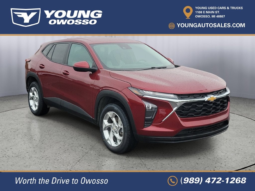 Used 2025 Chevrolet Trax LS SUV