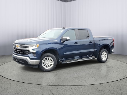 2022 Chevrolet Silverado 1500 LT Truck Crew Cab