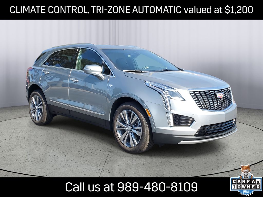 2025 Cadillac XT5 Premium Luxury photo 2