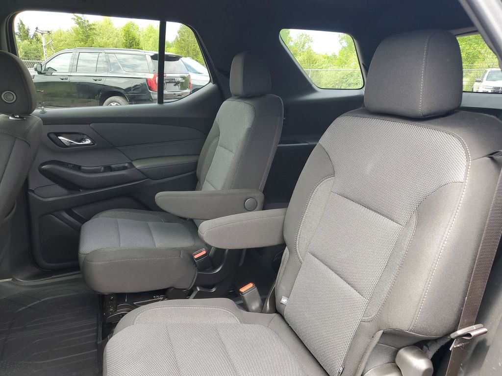 2023 Chevrolet Traverse 1LT - Photo 26