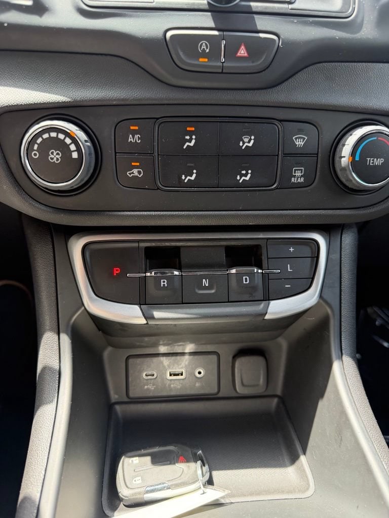 2024 GMC Terrain SLE - Photo 22