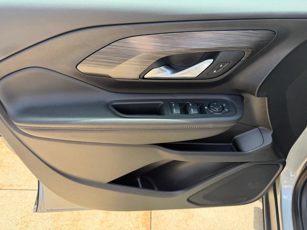 2024 GMC Terrain SLE - Photo 12