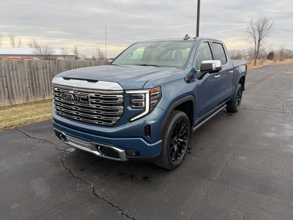 2026 GMC Sierra 4WD Crew Cab Short Box Denali's photo