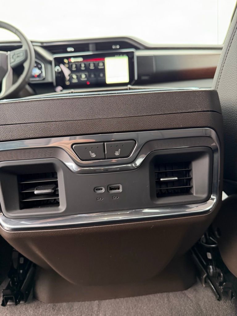 2026 GMC Sierra 1500 Denali - Photo 9