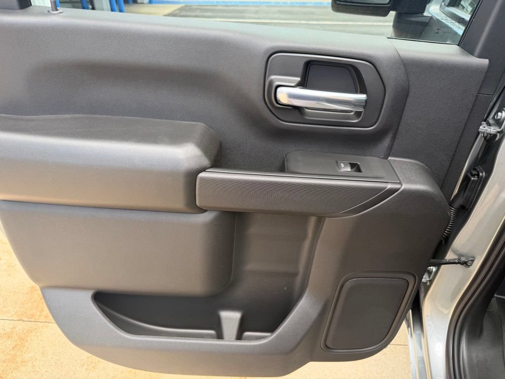 2026 GMC Sierra 2500HD Pro - Photo 10