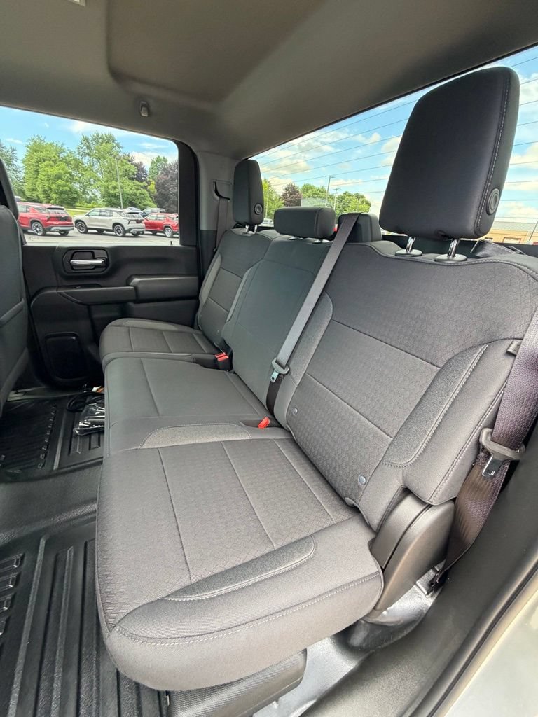 2026 GMC Sierra 2500HD Pro - Photo 11