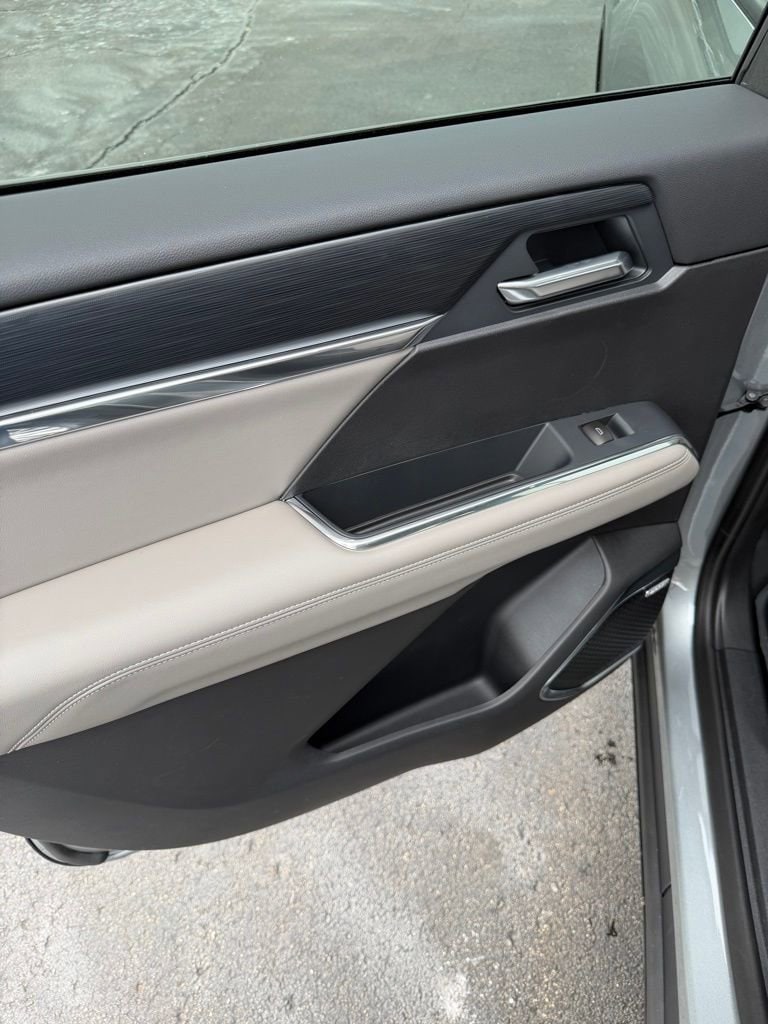 2026 GMC Acadia Elevation - Photo 8