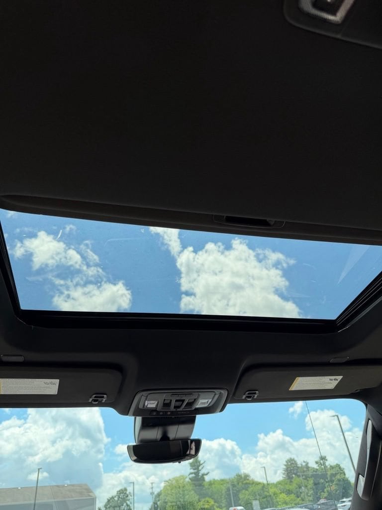 2026 GMC Sierra 1500 Denali - Photo 17