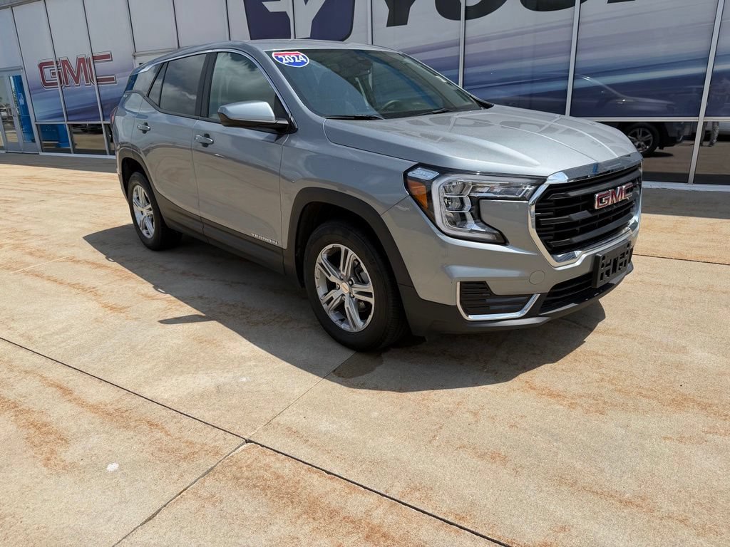 2024 GMC Terrain SLE - Photo 2