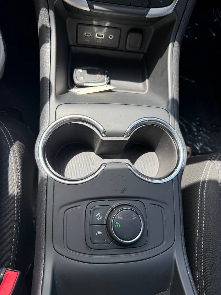 2024 GMC Terrain SLE - Photo 17