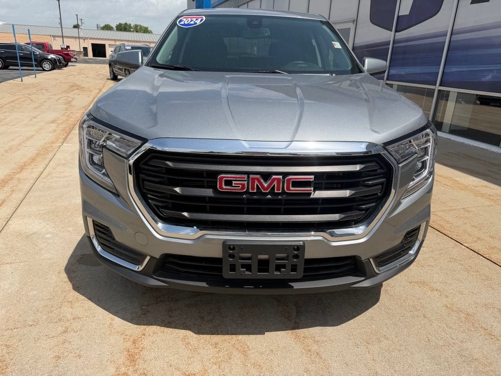 2024 GMC Terrain SLE - Photo 7
