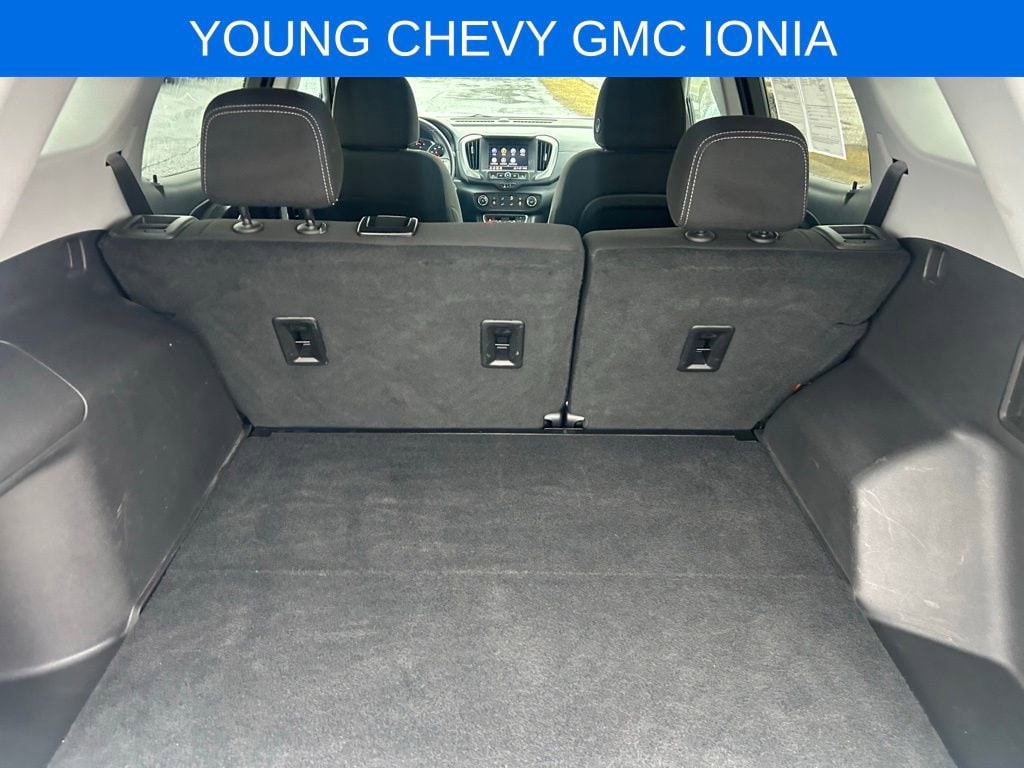 2024 GMC Terrain SLE - Photo 11
