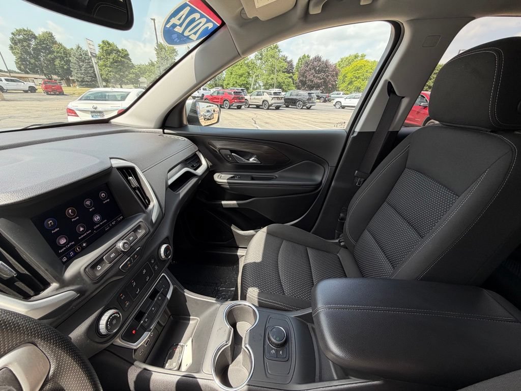 2024 GMC Terrain SLE - Photo 16