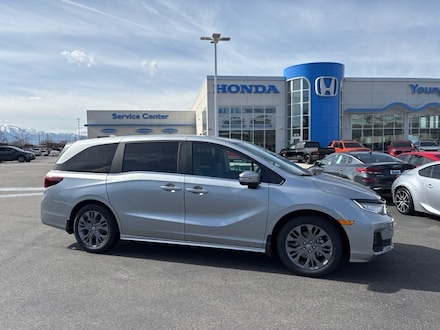 2026 Honda Odyssey Touring Van Passenger