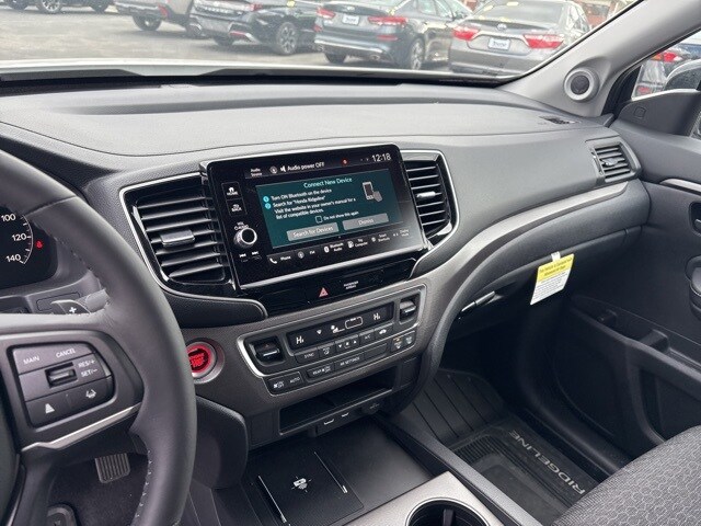 2025 Honda Ridgeline Sport - Photo 15