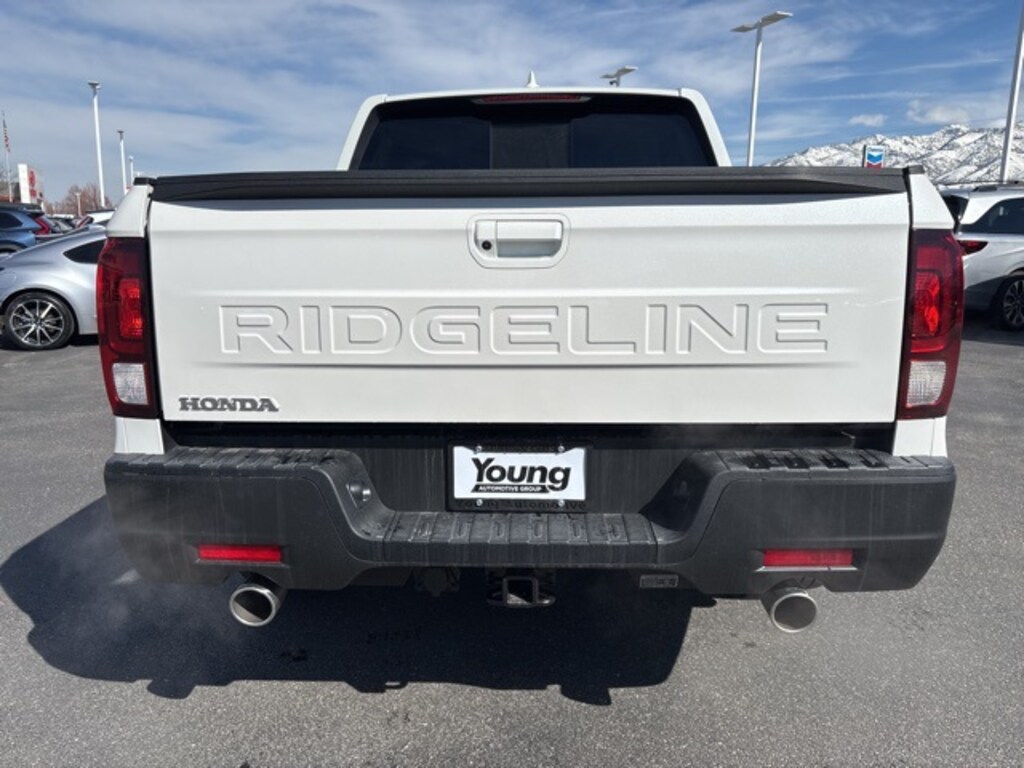 New 2026 Honda Ridgeline RTL Truck Crew Cab